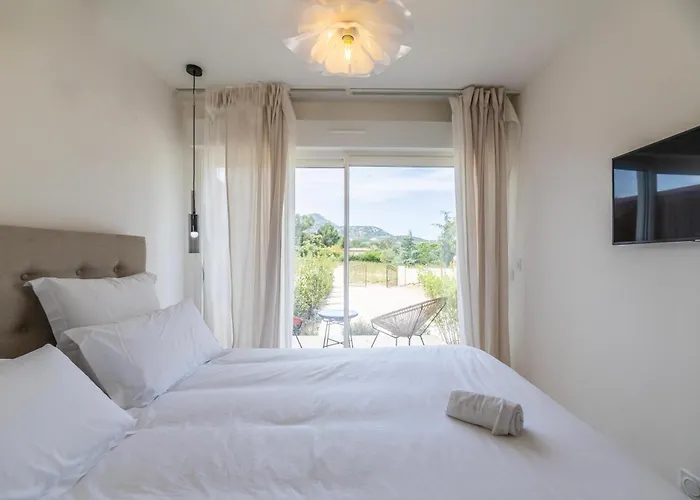 Résidence Casaviva Villa Calvi (Corsica)